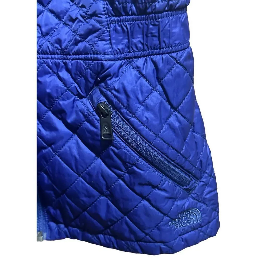 The North Face Women's Quilted Vest - Blue - Picture 4 of 5
